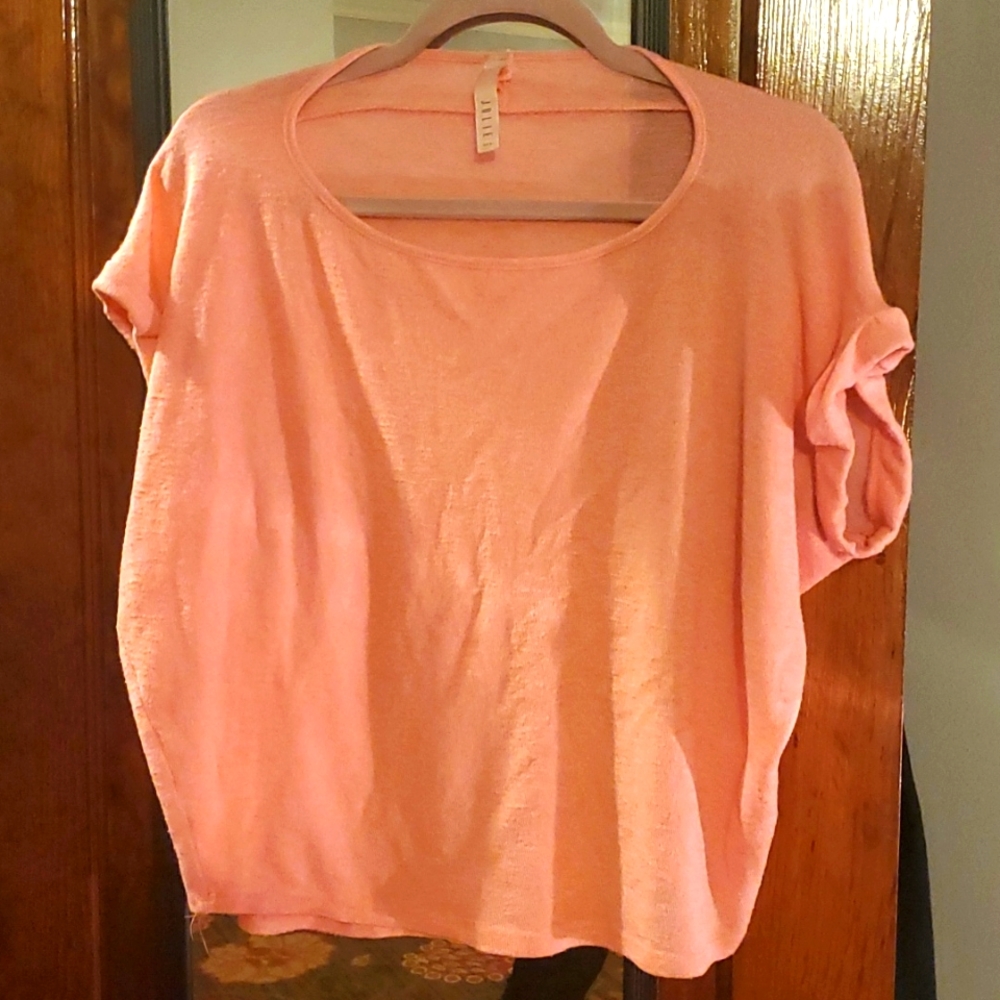 Peach short top size large, gauze material